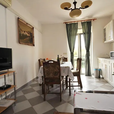 Διαμέρισμα Sea Star - One Bedroom With Balcony A2